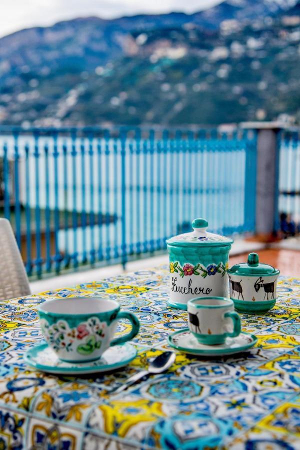 Appartement A Terrace On The Sea à Maiori Extérieur photo